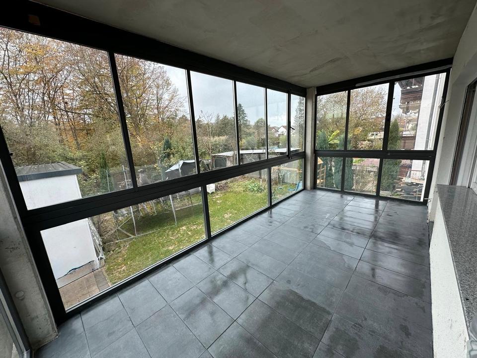 Thumbnail-3-Zimmer-Wohnung mit Wintergarten und Blick ins Grüne