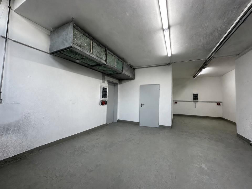 Thumbnail-Siegburg 44 m² Lager EG Lagerfläche Lagerhalle Lagerraum