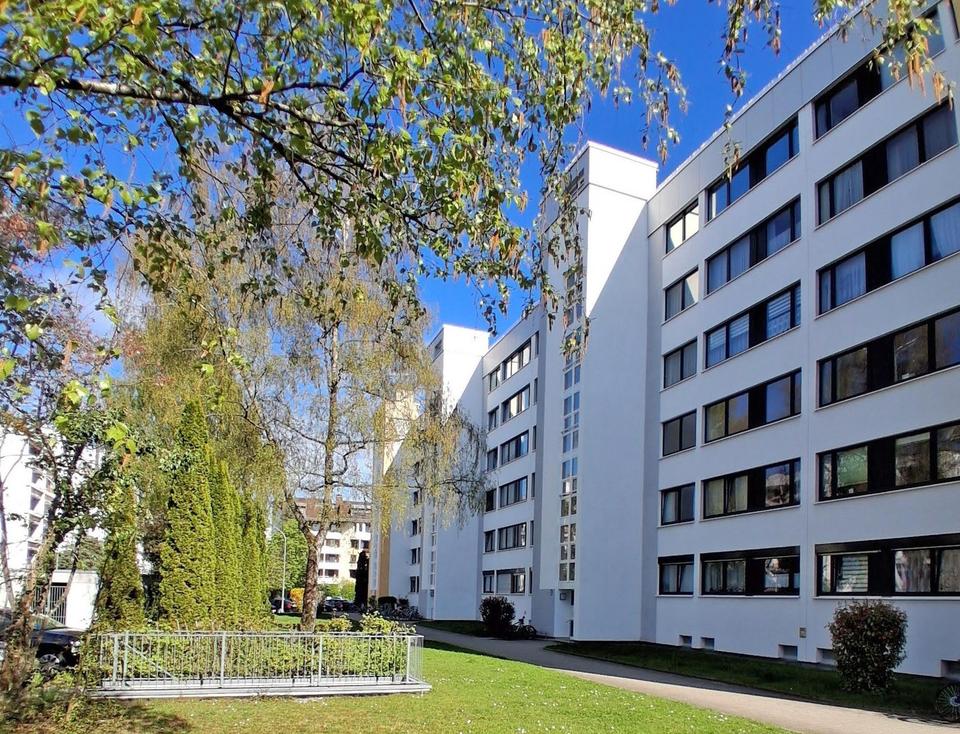 Thumbnail-Helle 3-Zimmer Wohnung 70 m2 München Unterhaching mit Balkon Erstbezug nach Vollrenovierung