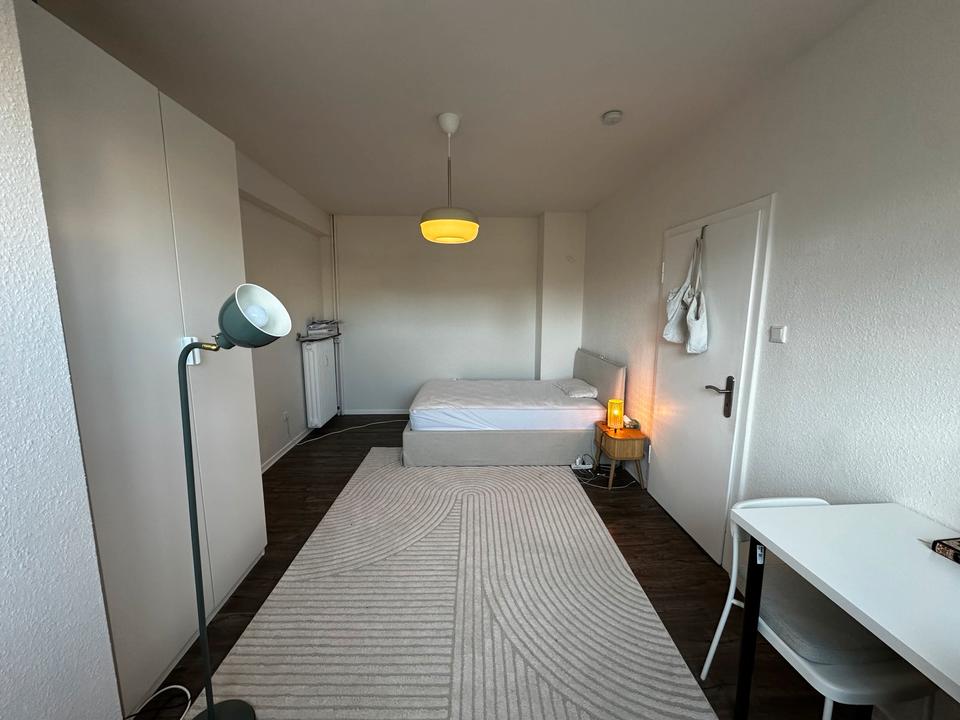 Thumbnail-!!!UNTERMIETE MAI UND JUNI!!! Einzimmerwohnung Friedrichstadt