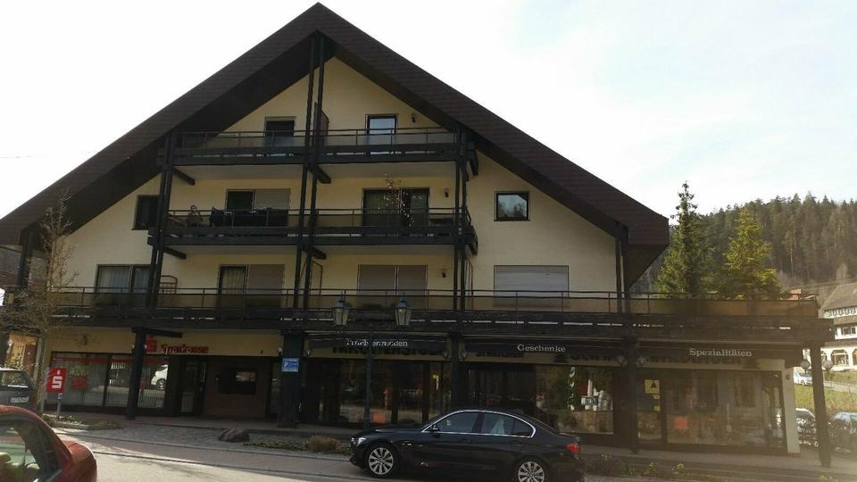 Thumbnail-Enzklösterle Zentrum, Wohn- und Geschäftshaus