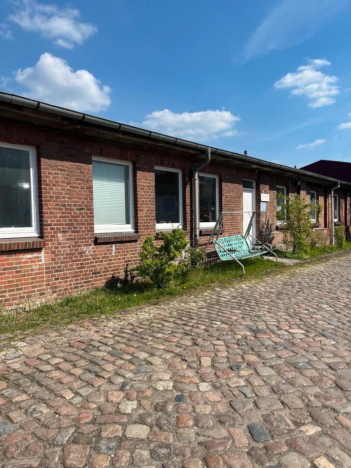 Thumbnail-Büro frei in ateliergemeinschaft ab 01.06