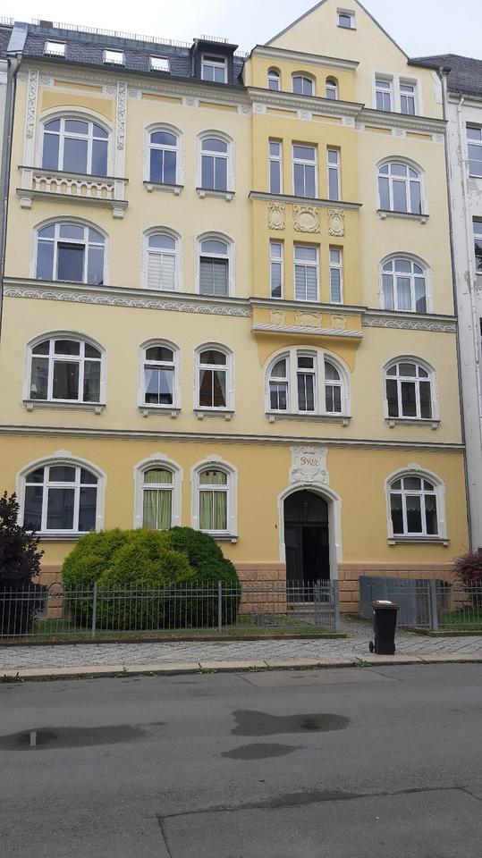 Thumbnail-3-Raum-Wohnung mit Altbauscharm