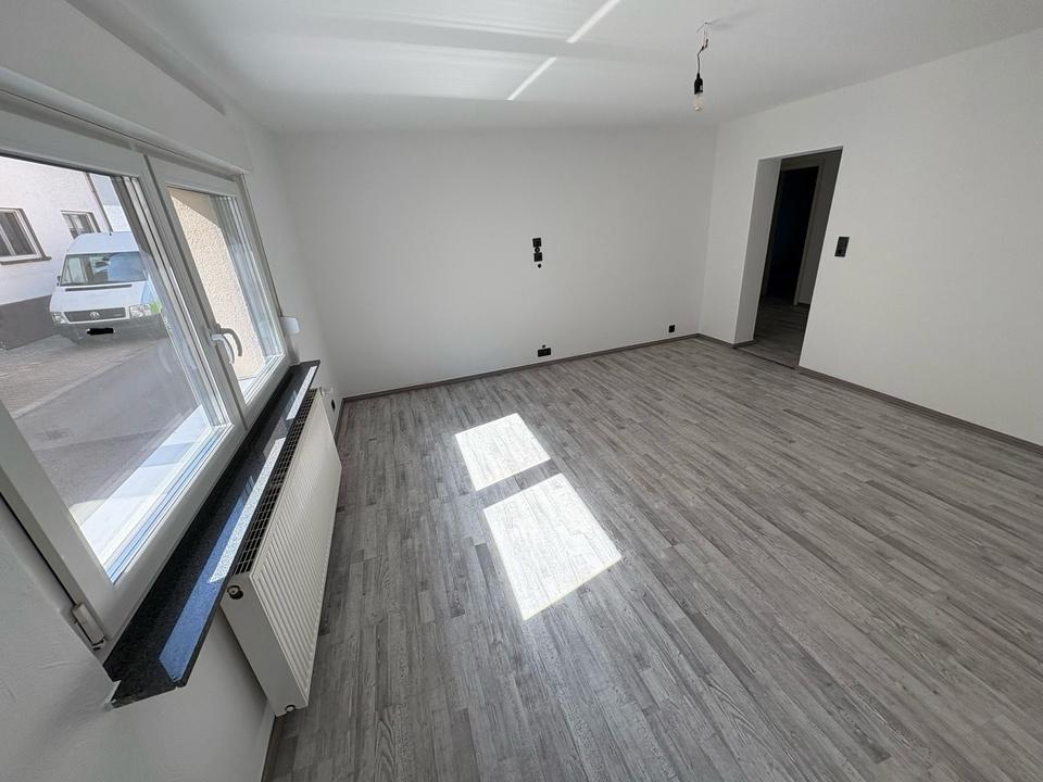 Thumbnail-Wohnung 75m2 3 ZKB EG ab 01.07 Klimatisiert