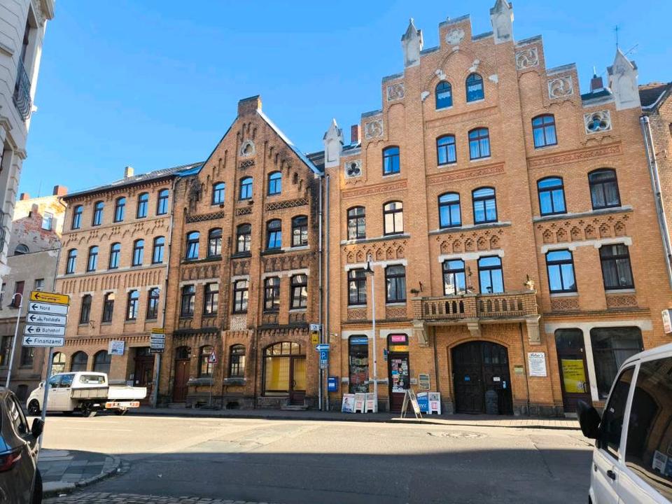 Thumbnail-Günstige, große 2-Zimmer-Wohnung nah am Bahnhof