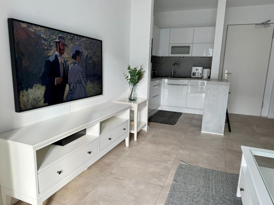 Thumbnail-2-Zimmer Wohnung Möblierte mit Balkon im Stadtzentrum, Neubau