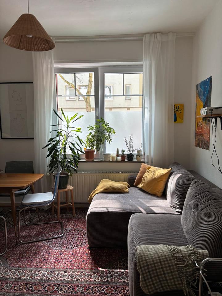 Thumbnail-Untermiete 1.5-Zimmer-Wohnung (01.08.-28.02.) - Möbliert