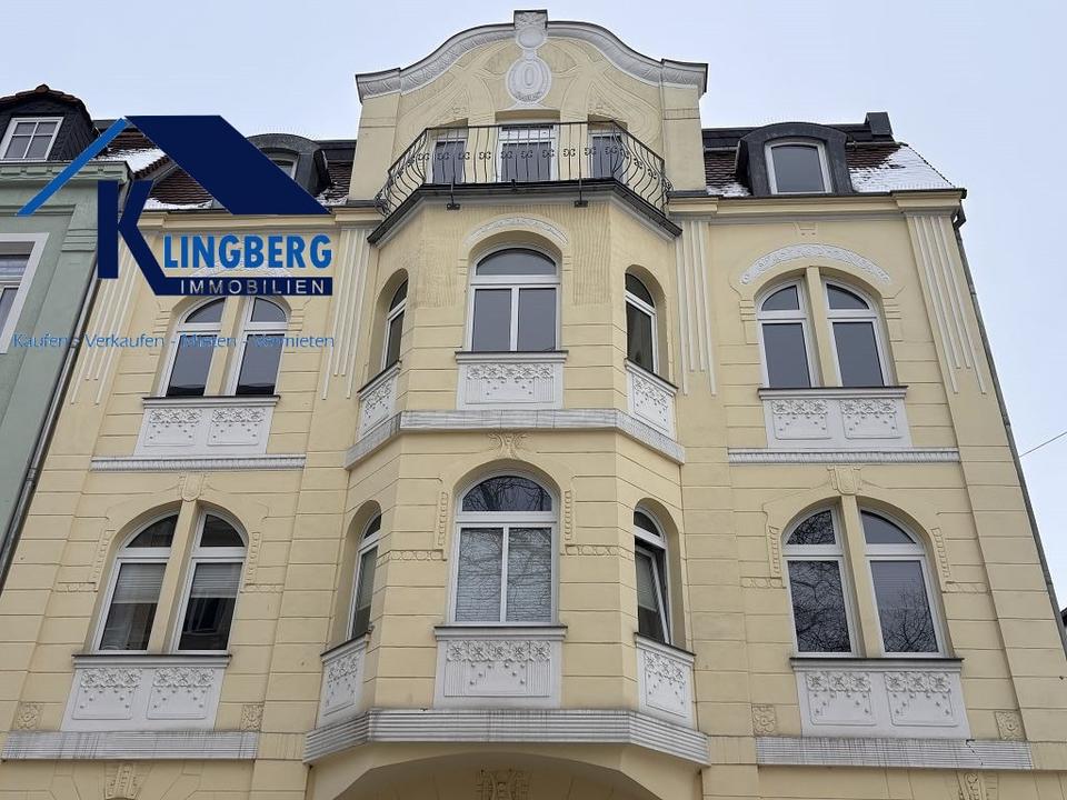 Thumbnail-charmanter Altbauflair 4-Raum-Wohnung mit Einbauküche und Balkon in Zeitz zu vermieten! 360°Tour