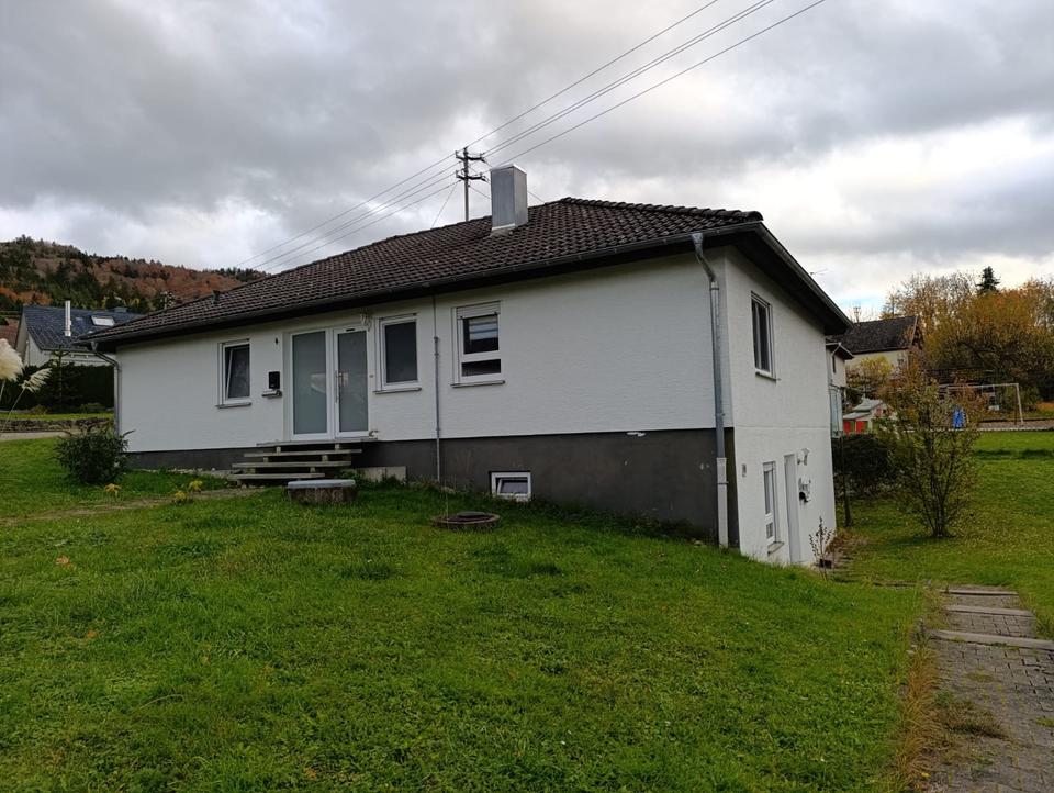 Thumbnail-Gr. 3-Zi-Whg. in Denkingen im Zwei-Fam-Haus, Küche, Bad, Terrasse