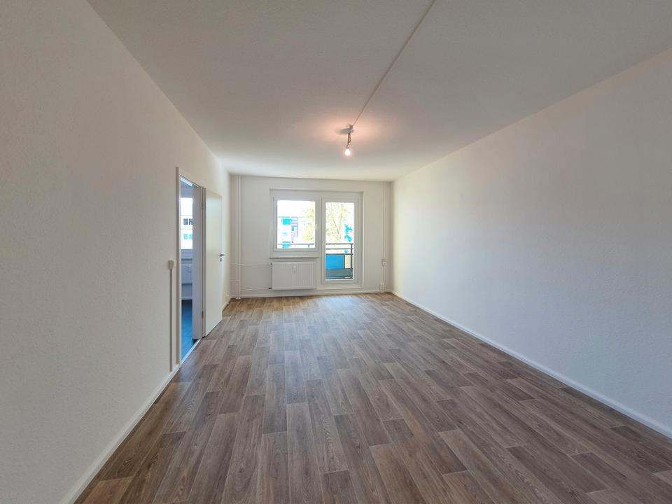 Thumbnail-***Ab 01.05.2026***Wir renovieren für Sie***3-Zimmer mit Balkon, Wannenbad und Aufzug***