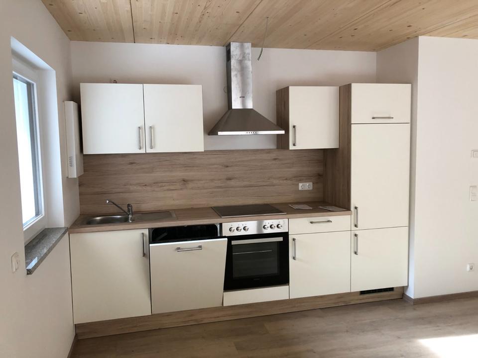 Thumbnail-1 Zimmer, 1 Wohnküche, großer Balkon, Blick ins Grüne, KfW40+