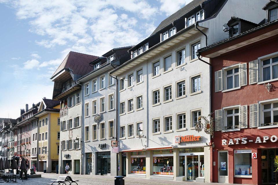 Thumbnail-12194 – Stilvolle 4-Zimmer-Dachgeschosswohnung in zentraler Lage von Waldshut