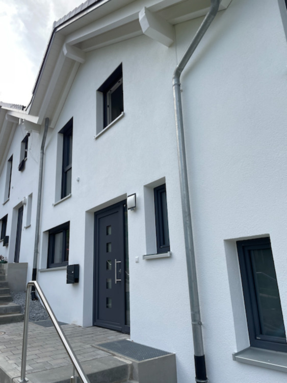 Thumbnail-Neuwertiges Reihenhaus BJ2024 - Massivbau - KFW55