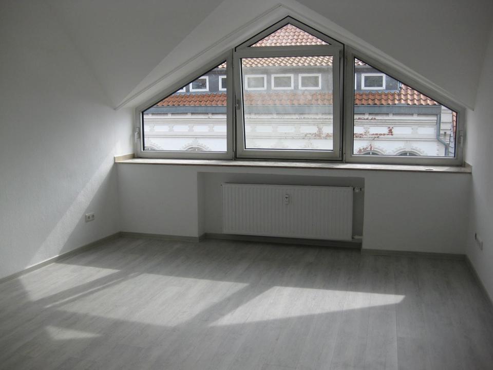 Thumbnail-Schöne 2-Zimmer-Wohnung mit Balkon und EBK