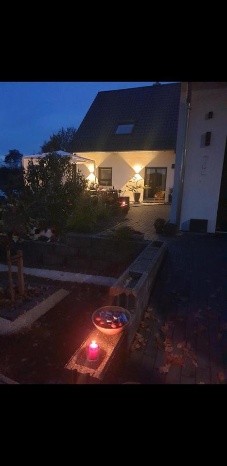 Thumbnail-Einfamilienhaus mit Doppelgarage