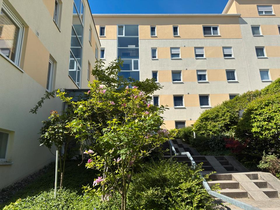 Thumbnail-Helle 3-Zimmer Wohnung mit großem Balkon in guter Lage