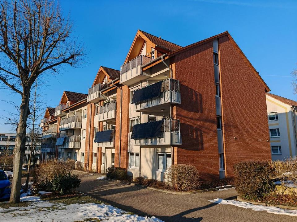 Thumbnail-O345W2: Modern geschnittene 3-Raum DG-Wohnung mit Balkon