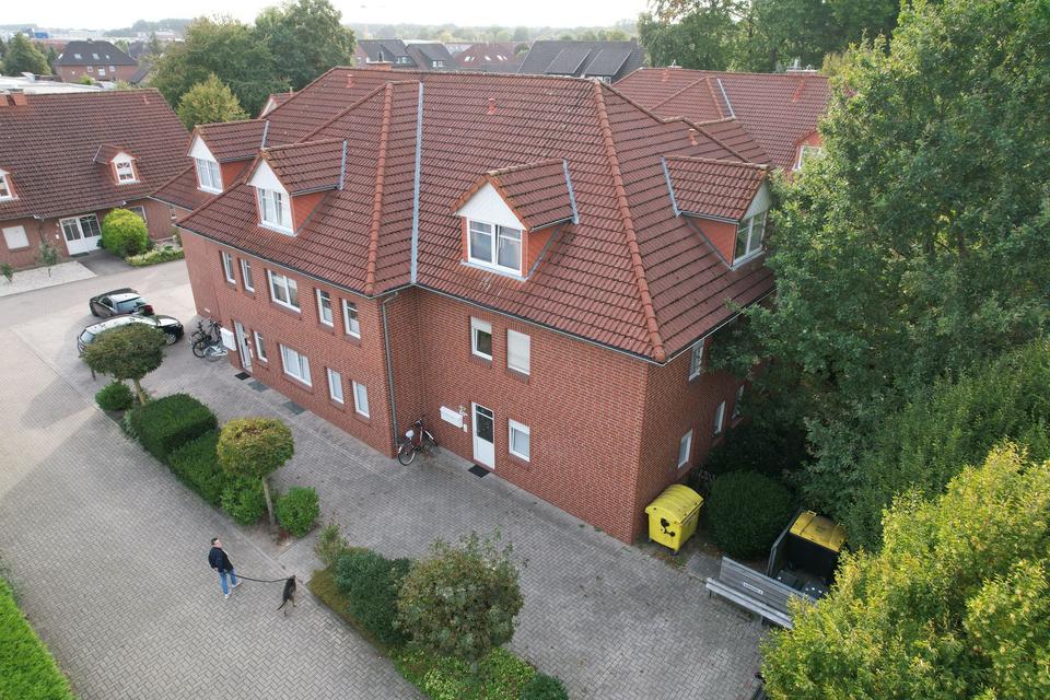 Thumbnail-Dachgeschosswohnung mit Balkon und moderner Einbauküche in Wildeshausen