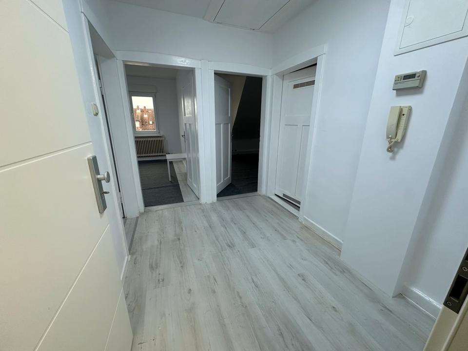Thumbnail-Frisch renovierte 2-Zimmer-Wohnung