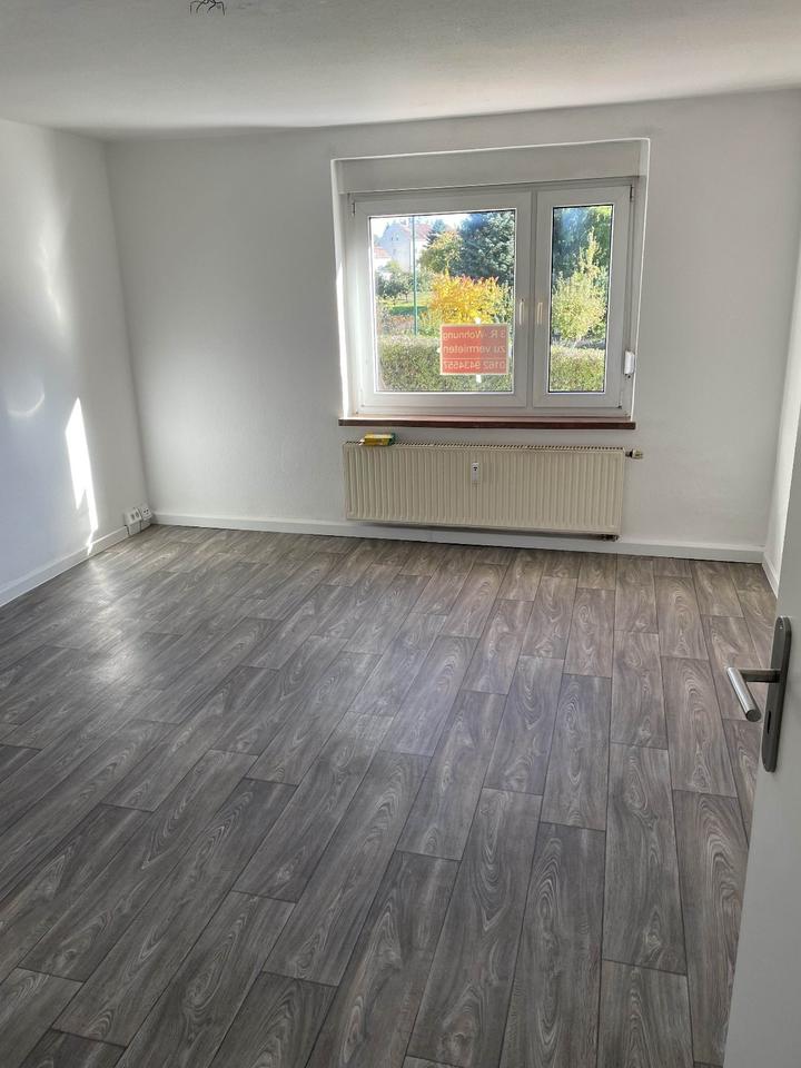 Thumbnail-Schöne helle 3Raumwohnung 3 Zimmer Großweitzschen mit Stellplatz