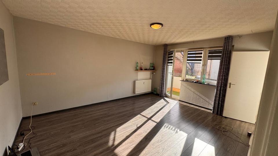 Thumbnail-Gemütliche 2-Zimmer-Wohnung mit zwei Balkonen in zentraler Lage