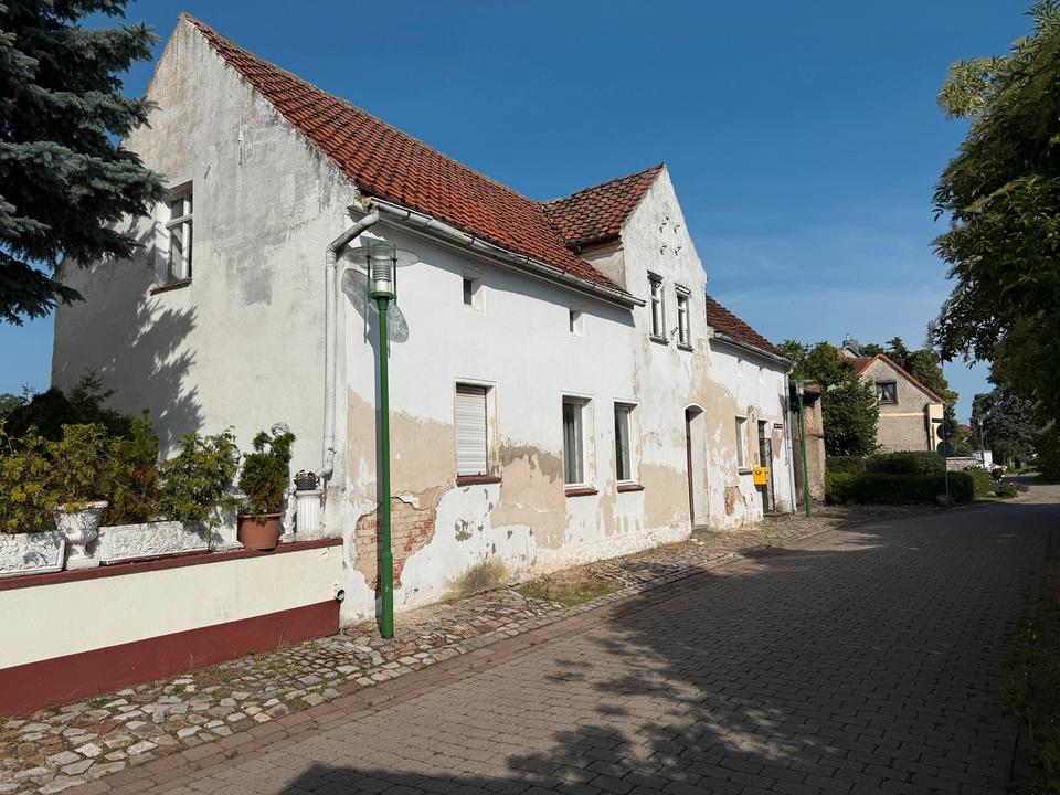 Thumbnail-Haus mit großem Grundstück zum verkaufen