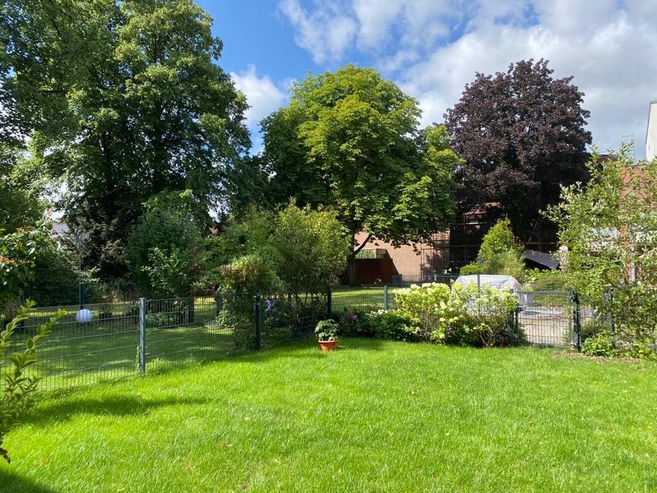 Thumbnail-Moderne Wohnung mit Garten und Tiefgarage