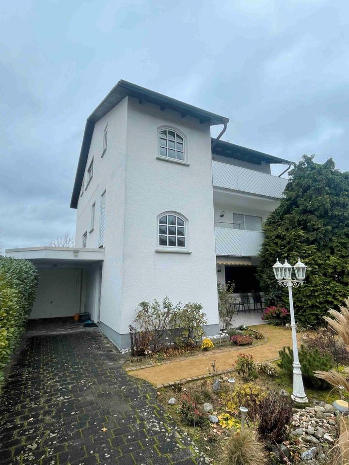 Thumbnail-Großes freistehendes Haus mit Einliegerwohnung, von privat