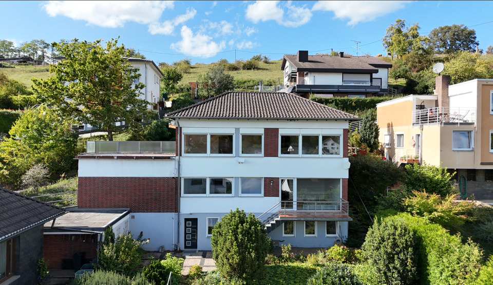 Thumbnail-Haus in Höhenlage mit Baugrundstück & Ausbaupotenzial -Wachtberg-