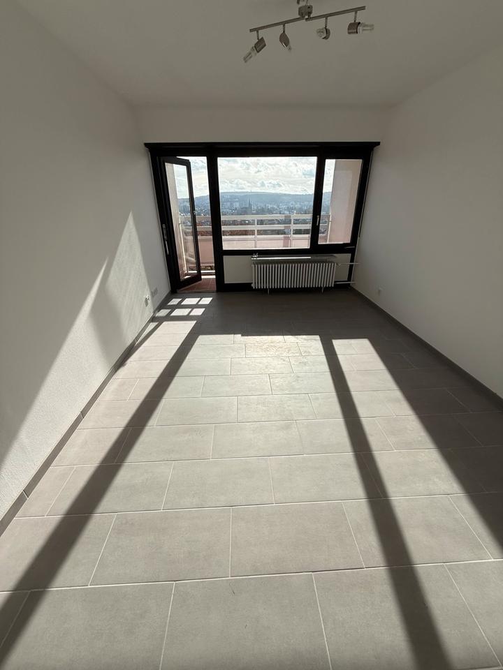 Thumbnail-Wohnung 1 Zimmer mit Süd-Balkon, komplett renoviert