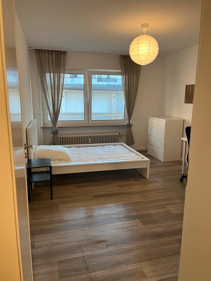 Thumbnail-Helles, ruhiges, möbliertes WG-Zimmer in Vierer-WG für Student*in