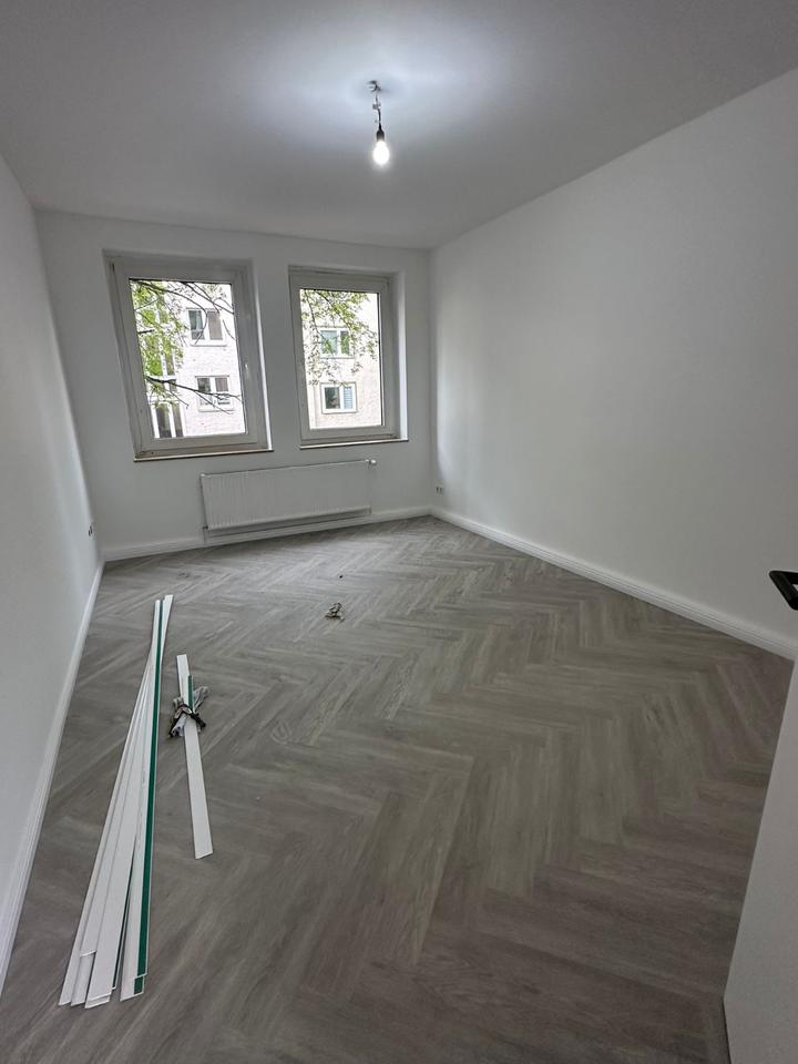 Thumbnail-Kernsaniertes, Neues WG Zimmer direkt im Zentrum