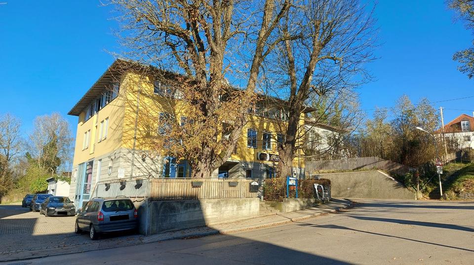 Thumbnail-Traumhafte 3-Zimmer Dachgeschosswohnung mit Loggia in Isen