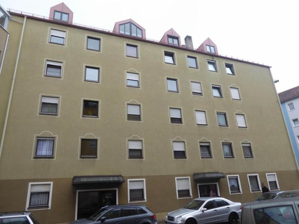 Thumbnail-Sanierte 2-Zimmer-Wohnung mit Balkon & TG-Stellplatz in Nürnberg