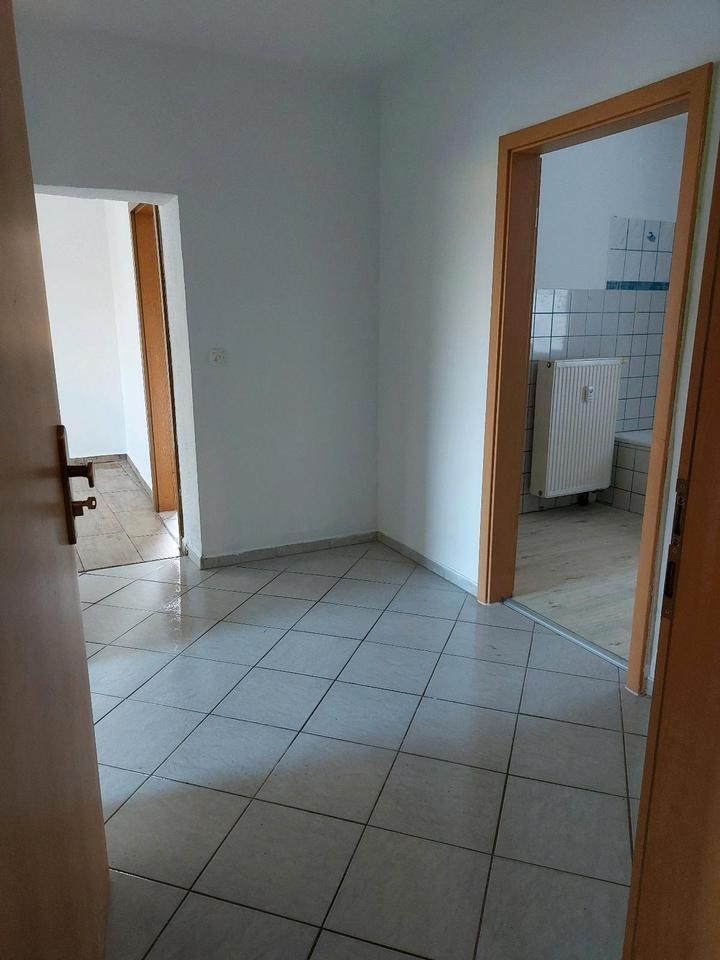 Thumbnail-EG Wohnung mit kleiner Terrasse ab sofort zu vermieten