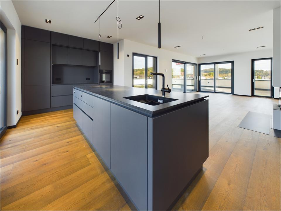 Thumbnail-Elegantes Penthouse mit großzügiger Dachterrasse und hochwertiger Ausstattung