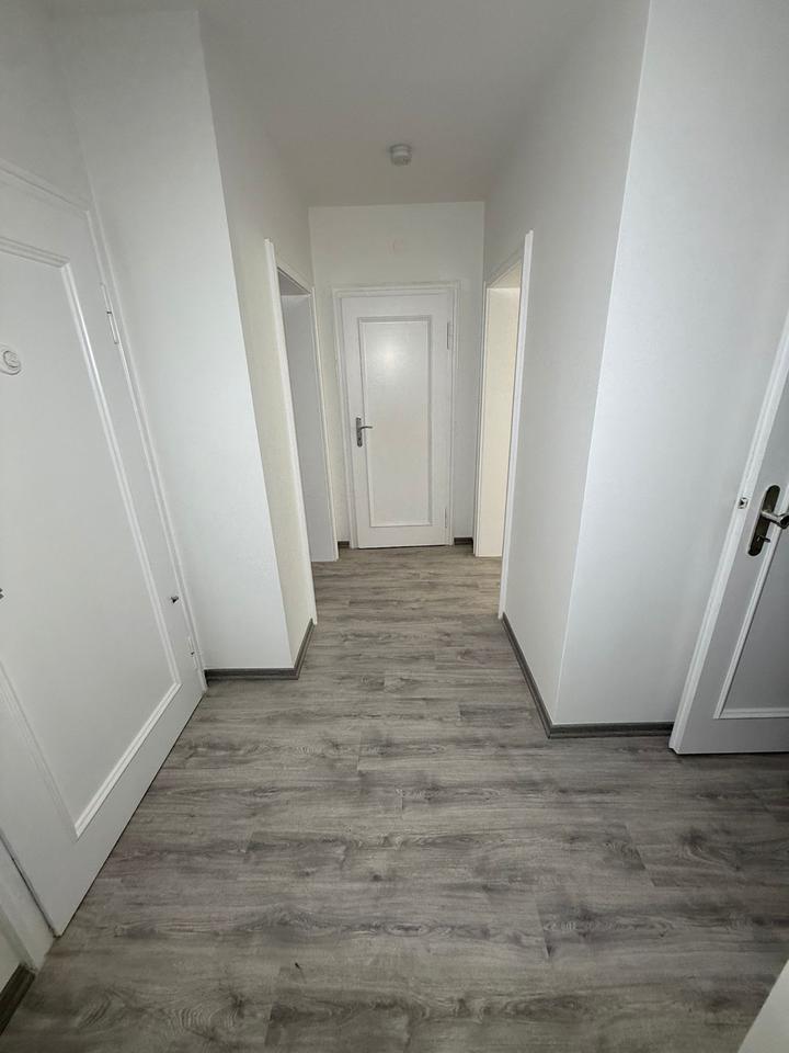 Thumbnail-Renovierte 3Zimmer-Whg. an BASF Tor 7 - Ideal als Betriebswohnung