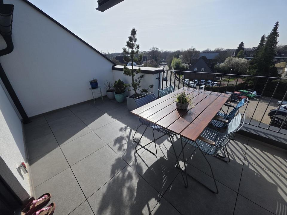 Thumbnail-Moderne 4-Zimmer-Maisonettewohnug in Hilden aus 2021 mit gehobener Ausstattung, 21m² Dachterrasse