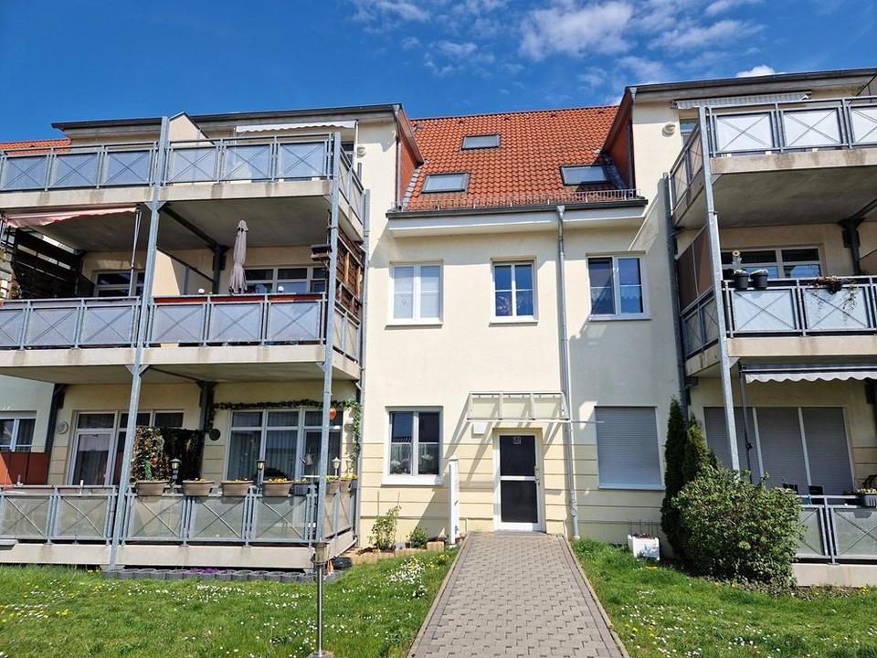 Thumbnail-Frisch renovierte 2-Raumwohnung im Dachgeschoß mit Balkon