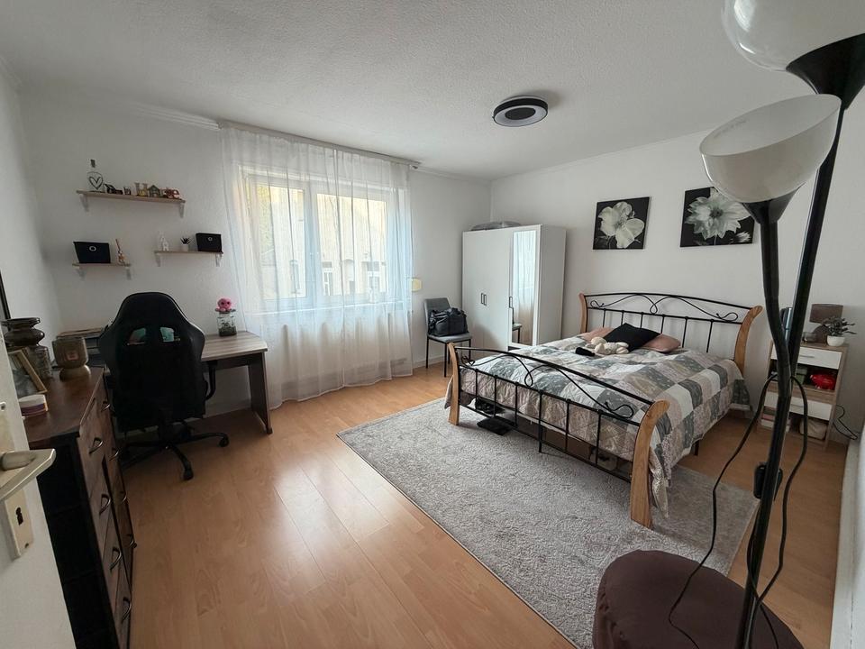 Thumbnail-2-Zimmer-Wohnung im 1. OG in Stuttgart 70199