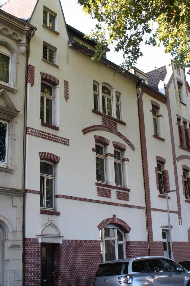 Thumbnail-Mehrfamilienhaus in Mülheim an der Ruhr in ruhiger Anliegerstraße
