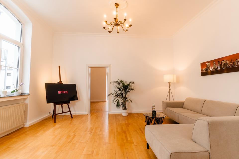 Thumbnail-Helle 2 Zimmer Altbauwohnung in Aachen-Mitte, 70m2 , Balkon
