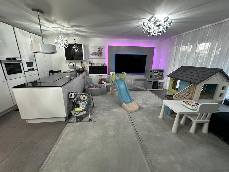 Thumbnail-PROVISIONSFREI Moderne 3-Zimmerwohnung mit Nobilia-Küche, Terasse