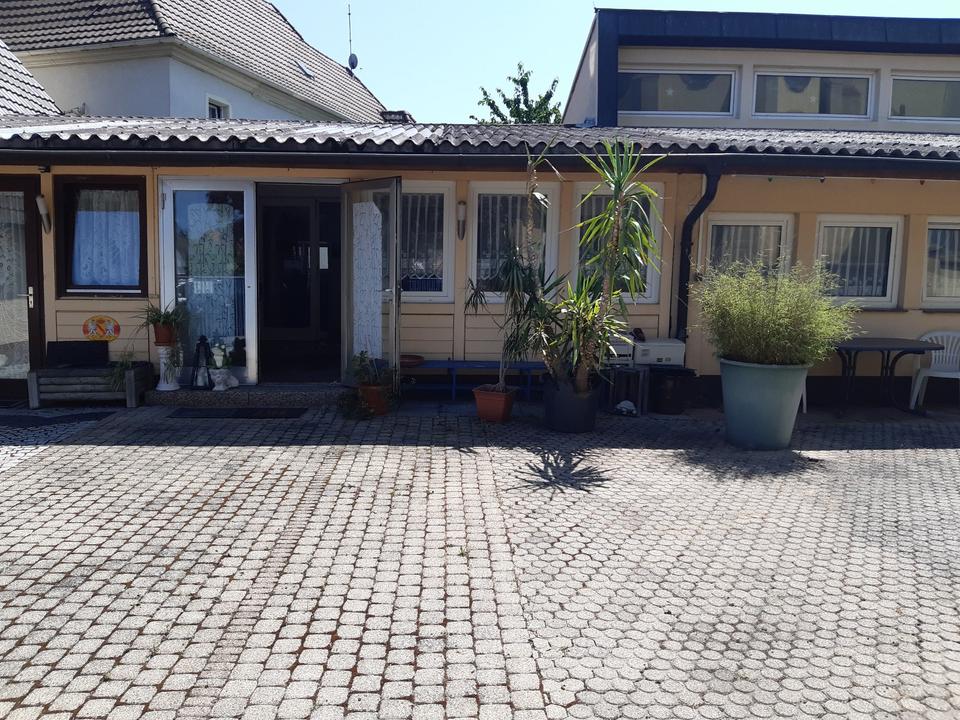 Thumbnail-Einfamilienhaus 45 Zimmer ca. 213 qm 79258 Hartheim OT