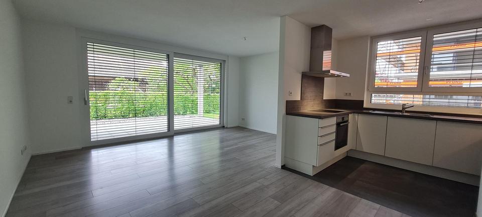 Thumbnail-moderne EG 3,5 Zimmerwohnung mit Lift, EBK und Terrasse