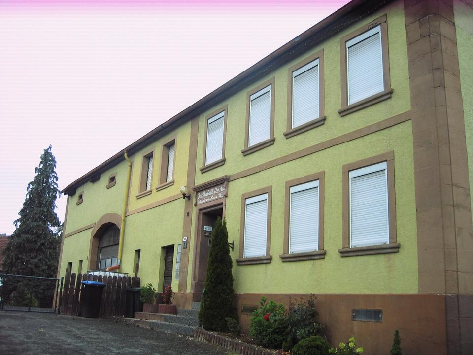 Thumbnail-Biete Bauernhaus an