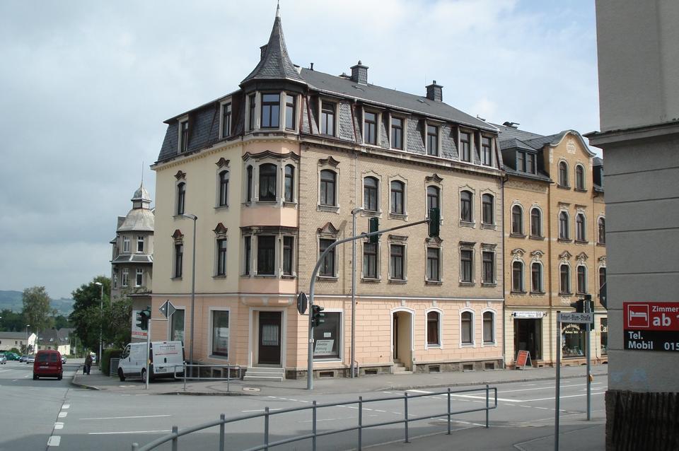 Thumbnail-Mehrfamilien Geschäftshaus