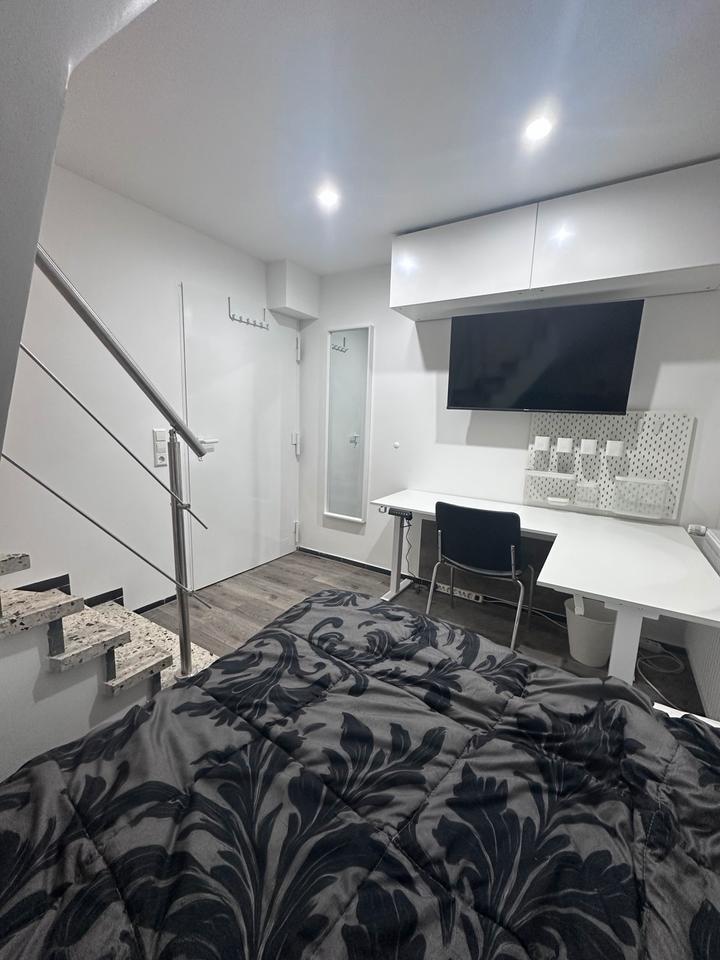 Thumbnail-All-incl.-Miete-Möbliertes WG-Zimmer in Stuttgart-Ost