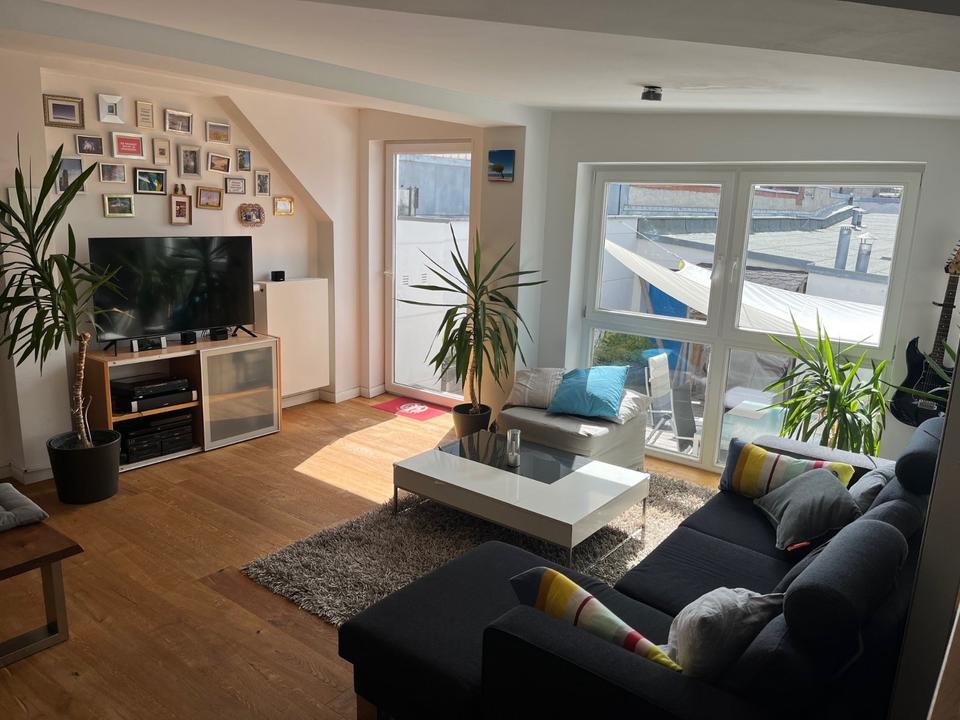 Thumbnail-4-Zimmer Dachgeschoss-Wohnung in Moabit - provisionsfrei