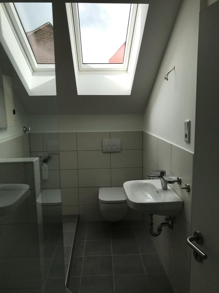 Thumbnail-2 Zimmer Wohnung ab 15.4.2026 zu vermieten